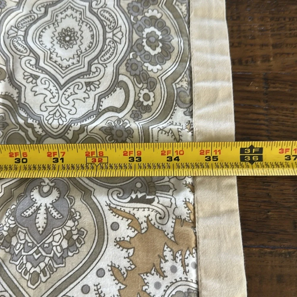 Pair of 2 100% cotton King size decorative floral & Paisley pattern pillowcases